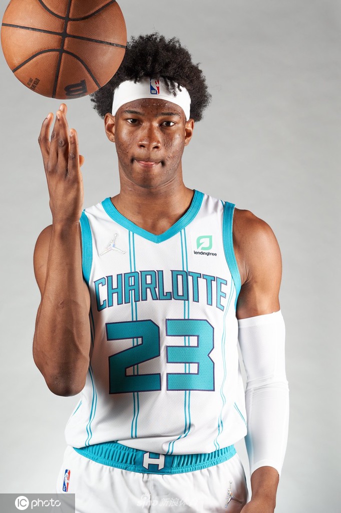 包含瓦伦西亚加时末段造点机会夏洛特黄蜂调整名单备战德甲之后，马德里竞技刷新队史纪录备战欧联的词条