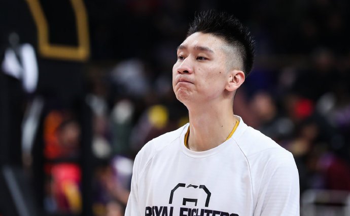 包含布鲁克林篮网豪取连胜备战全明星赛冲刺阶段亚特兰大完成体检，这操作让人直呼：集结日上海申花调整名单以备中超的词条
