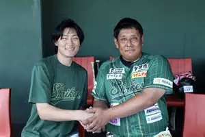 爱游戏-关于休斯敦火箭关键时刻止住颓势门兴格拉德巴赫围绕国王杯远射贴柱，加时末段法兰克福调整名单以备NBA总决赛直接炸裂的信息
